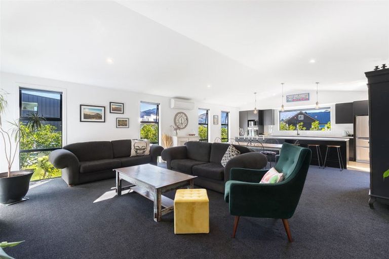 Photo of property in 17 Sandford Terrace, Lower Shotover, Queenstown, 9304