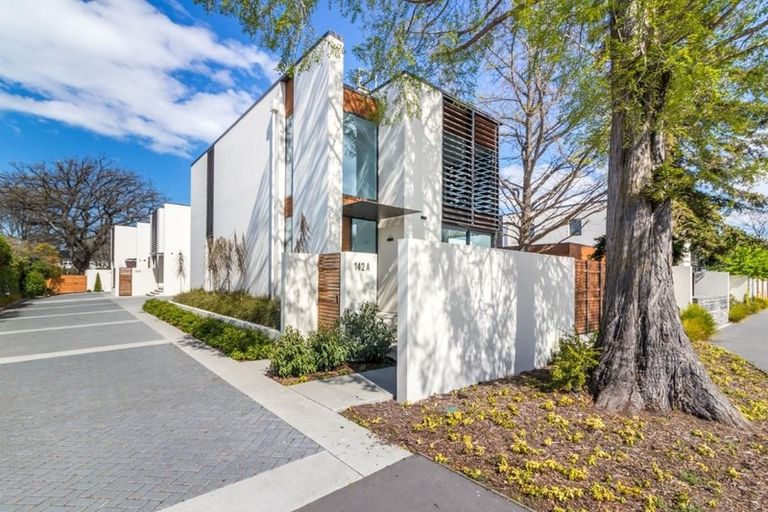 Photo of property in 142a Glandovey Road, Strowan, Christchurch, 8052