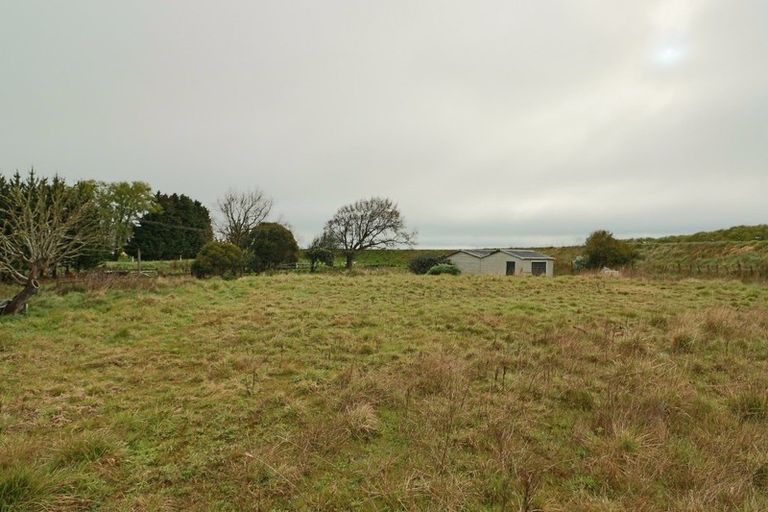 Photo of property in 1061 Main Drain Road, Rangiotu, Palmerston North, 4477