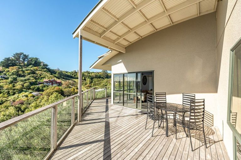 Photo of property in 1 Shakespeare Road, Bastia Hill, Whanganui, 4500