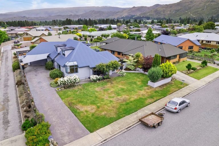 Photo of property in 30 Albert Drive, Clyde, 9330