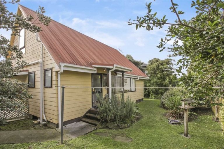 Photo of property in 9b Sunnyside Crescent, Papatoetoe, Auckland, 2025