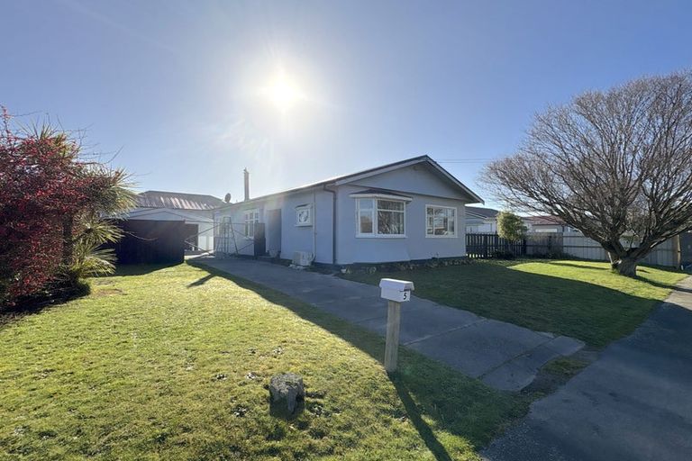Photo of property in 5 Marshall Street, Woolston, Christchurch, 8023