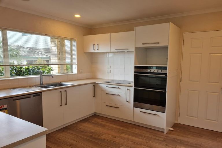 Photo of property in 57 Kath Hopper Drive, Orewa, 0931