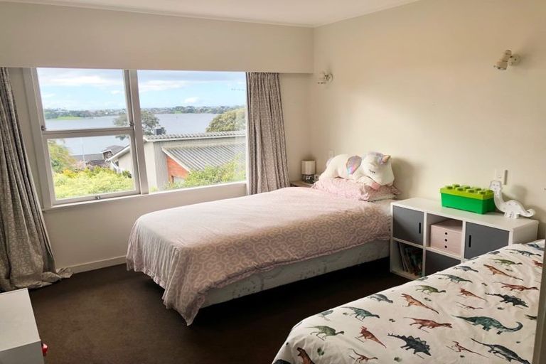 Photo of property in 1/29 Pupuke Road, Takapuna, Auckland, 0622