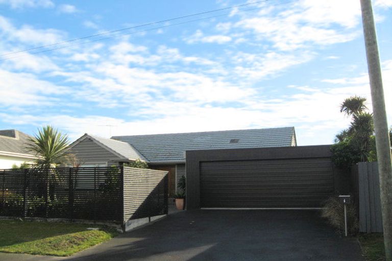 Photo of property in 6 Bellamy Avenue, New Brighton, Christchurch, 8061