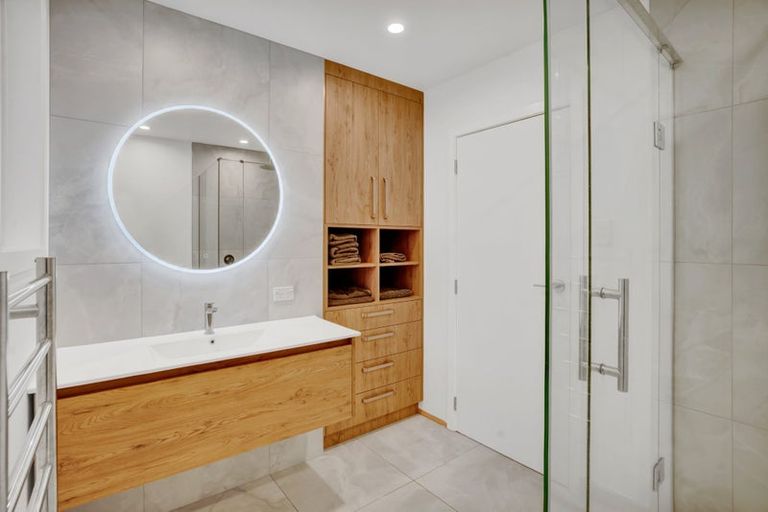 Photo of property in 3 Smith Road, Merrilands, New Plymouth, 4312