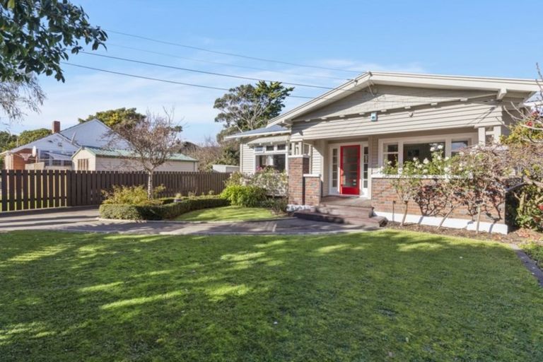 Photo of property in 32 Trafalgar Street, Waiwhetu, Lower Hutt, 5010