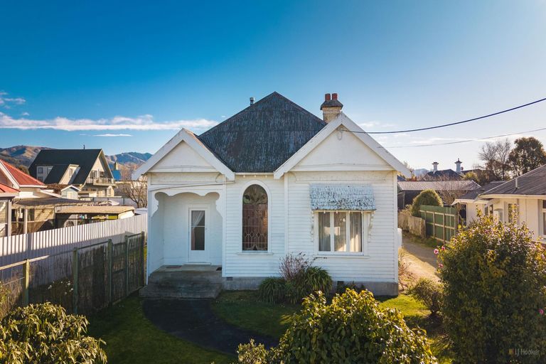 Photo of property in 12 Harris Street, Waimate, 7924