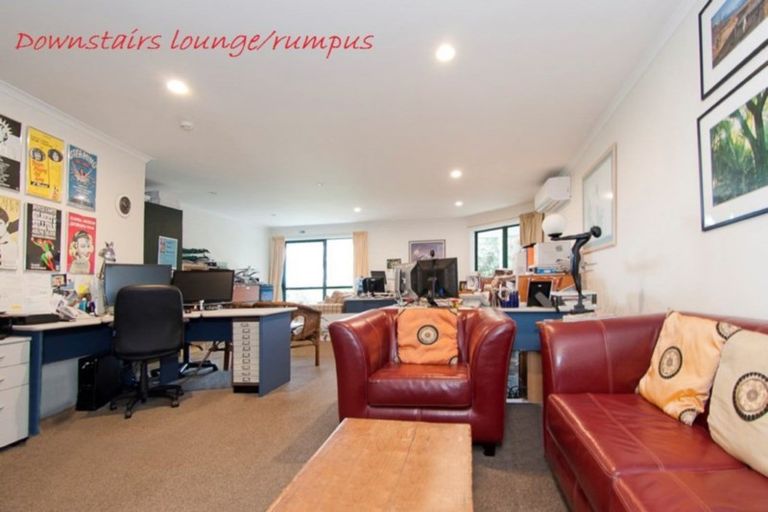 Photo of property in 91 Centennial Drive, Whitianga, 3510