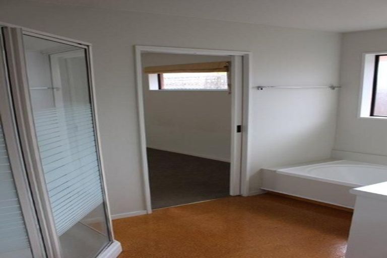 Photo of property in 22a Euston Street, Riccarton, Christchurch, 8041