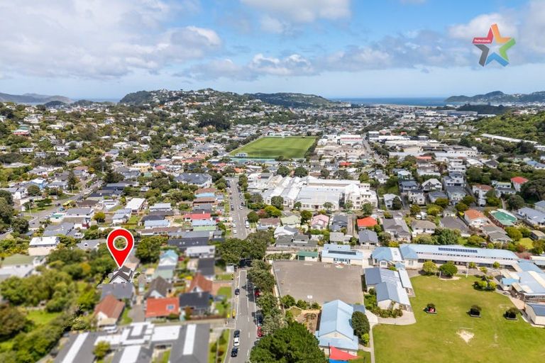 Photo of property in 46 Weka Street, Miramar, Wellington, 6022