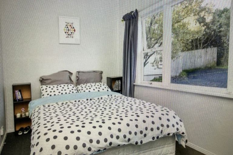 Photo of property in 377a Triangle Road, Henderson, Auckland, 0610