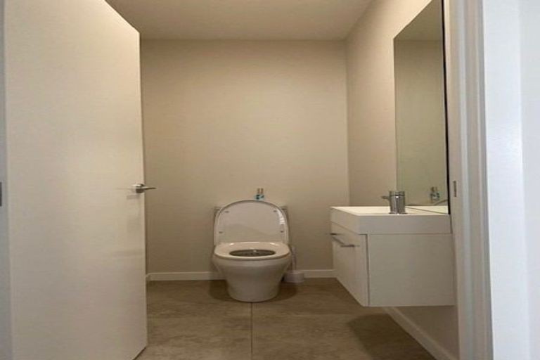 Photo of property in 2 Rangataiki Place, Awatoto, Napier, 4110