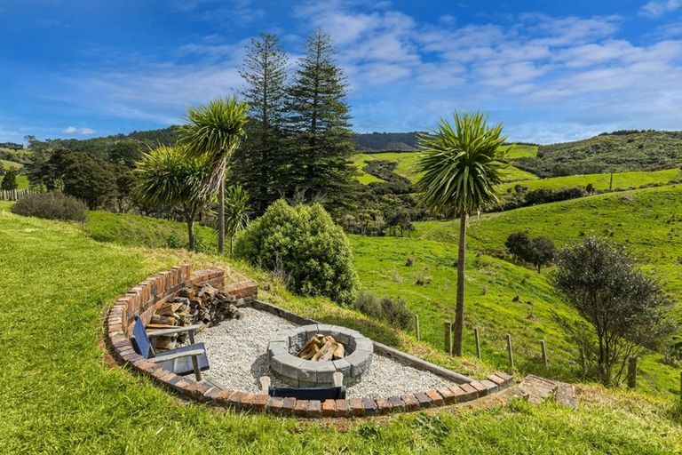 Photo of property in 887 Haruru Road, Wainui, Kaukapakapa, 0873