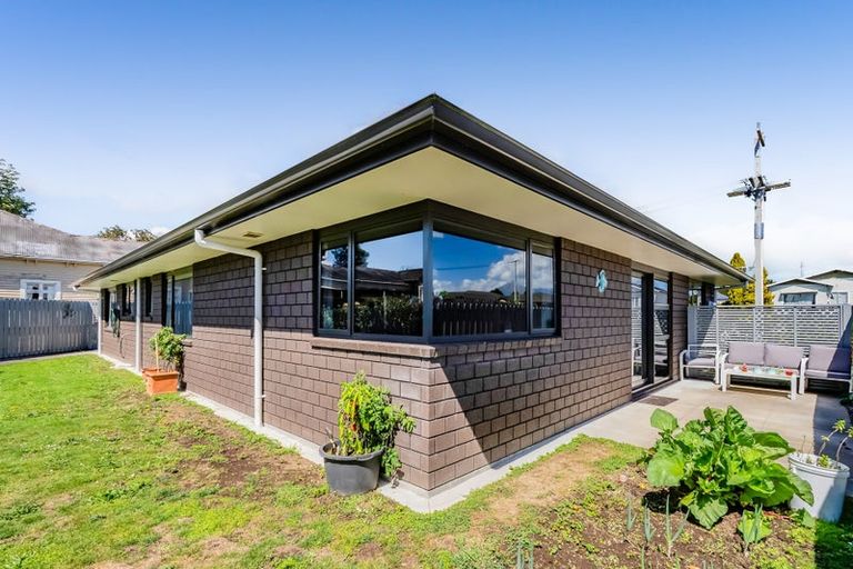 Photo of property in 22 Juliet Street, Stratford, 4332