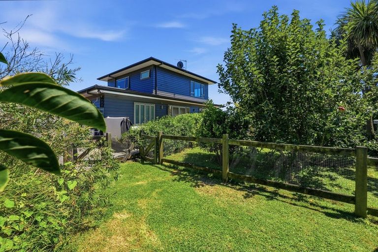 Photo of property in 42d Camellia Avenue, Bell Block, New Plymouth, 4312