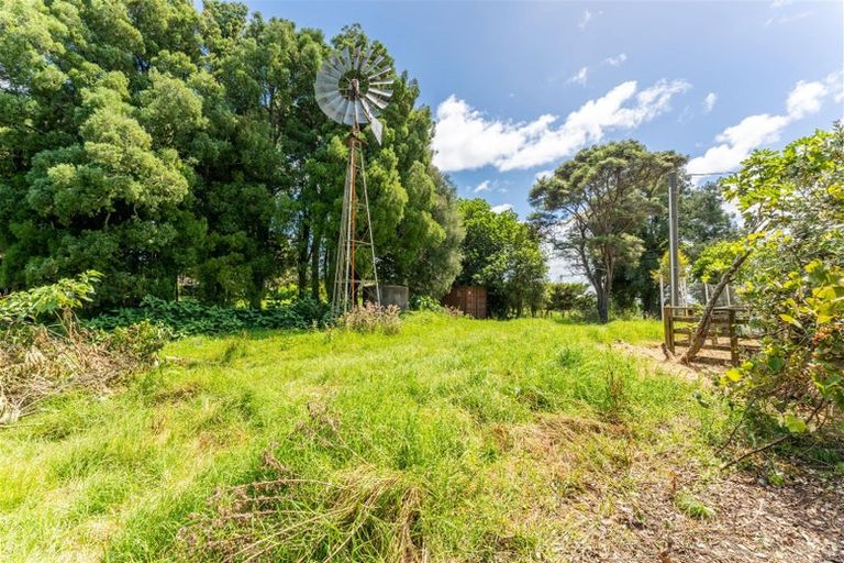 Photo of property in 53 Hamilton Road, Waimauku, 0881