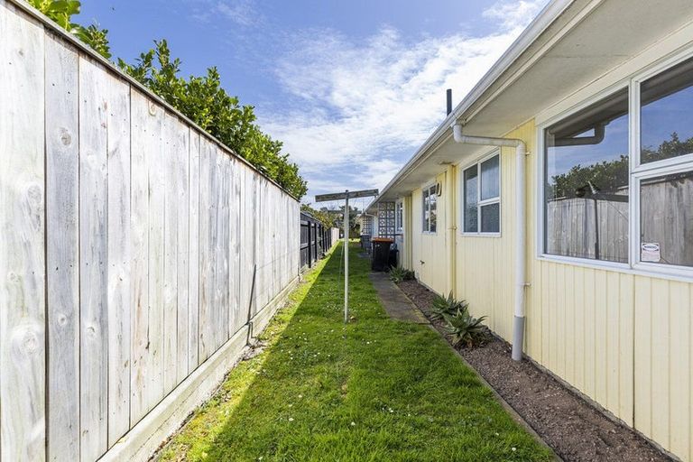 Photo of property in 4/10 Kowhai Avenue, Takaro, Palmerston North, 4410