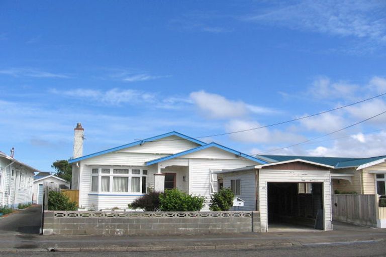 Photo of property in 17 Liverpool Street, Miramar, Wellington, 6022