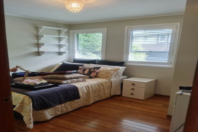 Photo of property in 36 Sequoia Place, Sunnynook, Auckland, 0620