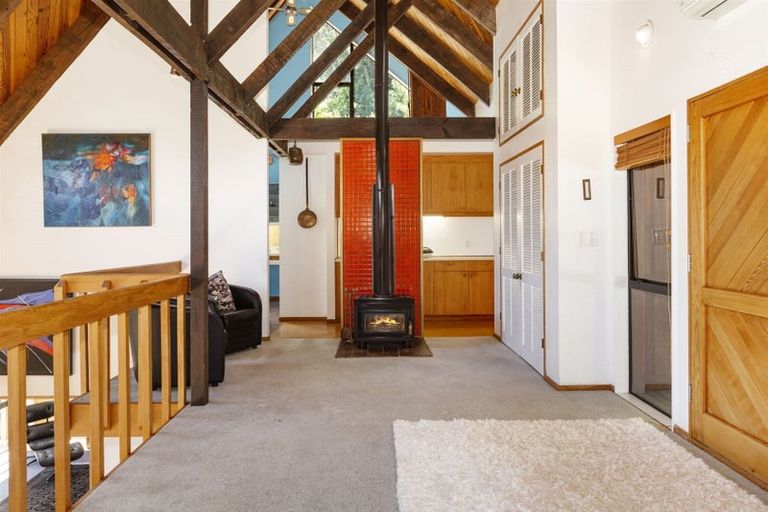 Photo of property in 30 Ngaumatau Road, Point Howard, Lower Hutt, 5013