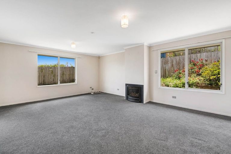 Photo of property in 58 Rivervale Grove, Stanmore Bay, Whangaparaoa, 0932