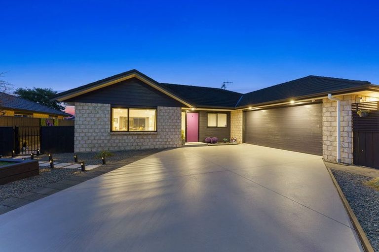 Photo of property in 29 Manhattan Court, Paraparaumu Beach, Paraparaumu, 5032