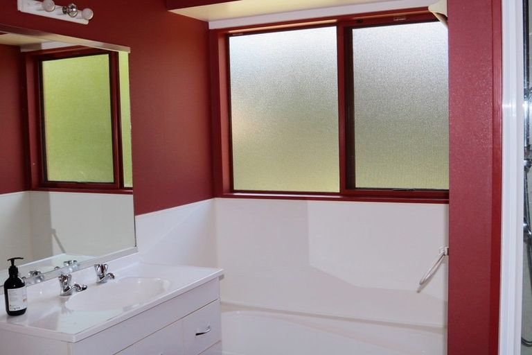 Photo of property in 1 Seacrest Boulevard, Langs Beach, Waipu, 0582