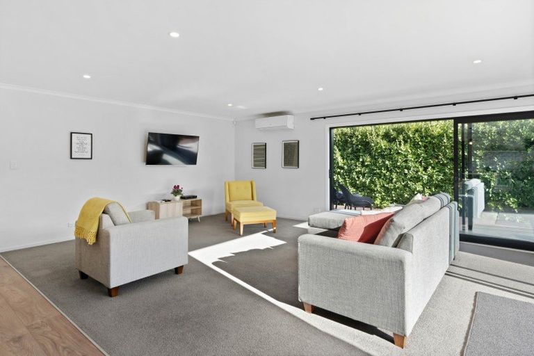 Photo of property in 45 Burgundy Drive, Martinborough, 5711