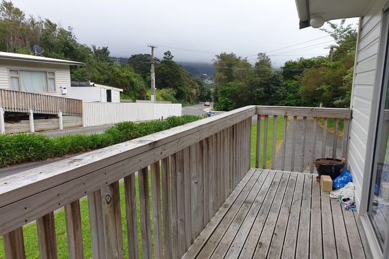 Photo of property in 19a Mahoe Street, Tawa, Wellington, 5028