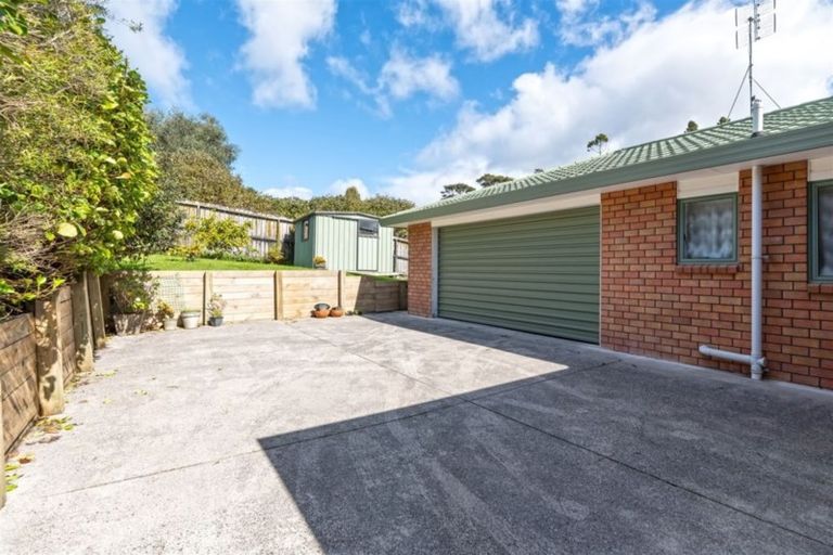 Photo of property in 73a Konini Road, Titirangi, Auckland, 0604
