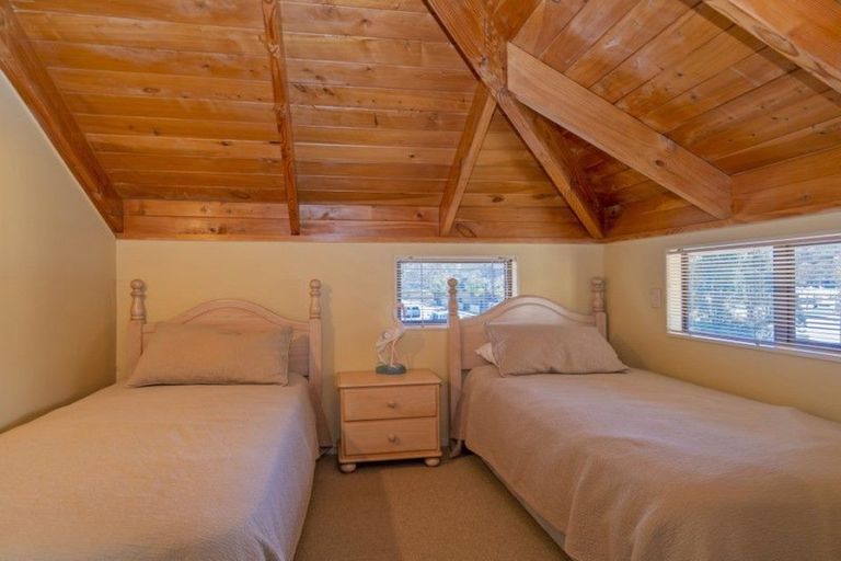 Photo of property in 8 Victoria Street, Whitianga, 3510