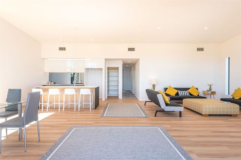 Photo of property in 18 Twin Meadows Drive, Casebrook, Christchurch, 8051