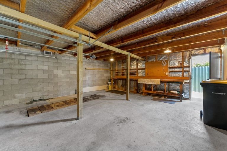 Photo of property in 8a Tasman Street, Levin, 5510