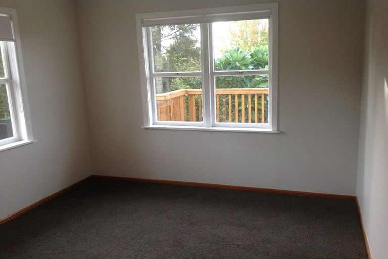 Photo of property in 1/89 Verbena Road, Birkdale, Auckland, 0626