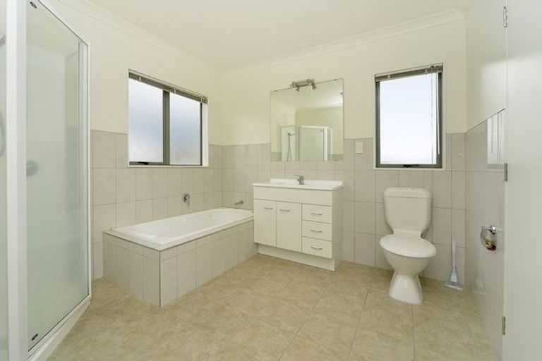 Photo of property in 61b Kayes Road, Pukekohe, 2120