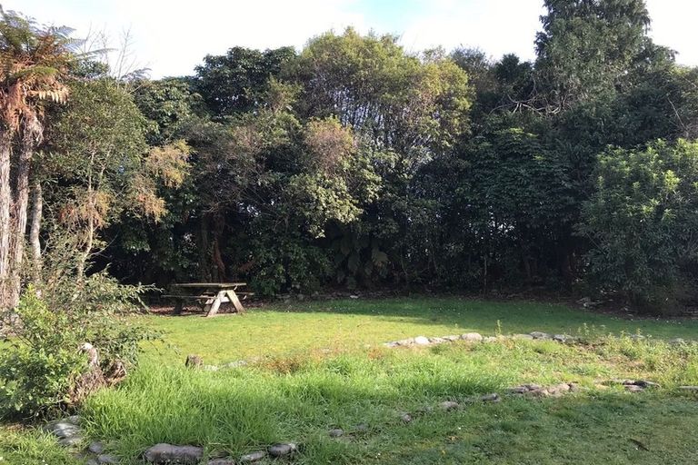 Photo of property in 29 Gibson Street, Ross, 7812