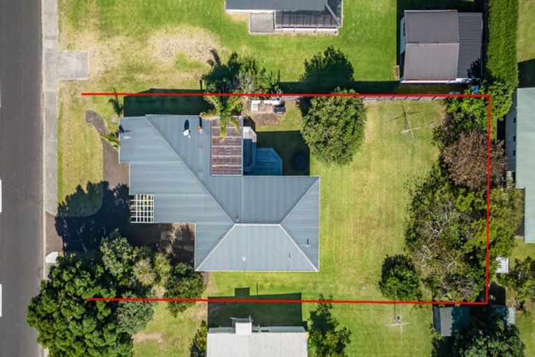 Photo of property in 115 Rangi Avenue, Whangamata, 3620