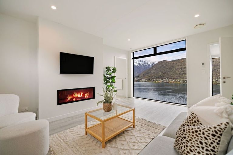 Photo of property in 8 Angelo Drive, Frankton, Queenstown, 9300