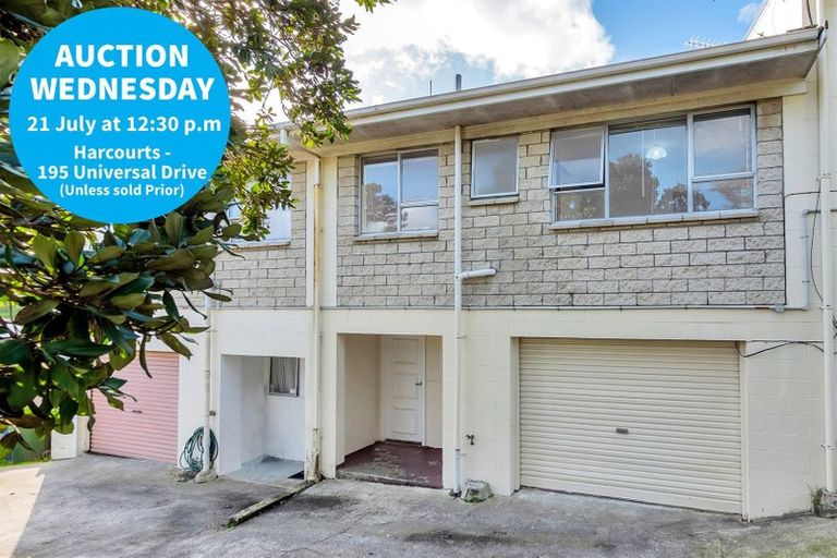 Photo of property in 2/19 Copley Street, New Lynn, Auckland, 0600