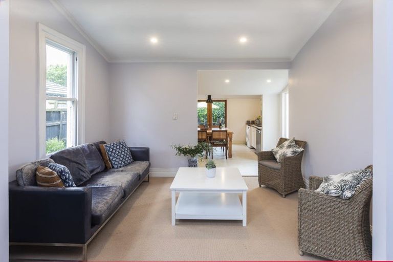 Photo of property in 79 North Avon Road, Richmond, Christchurch, 8013