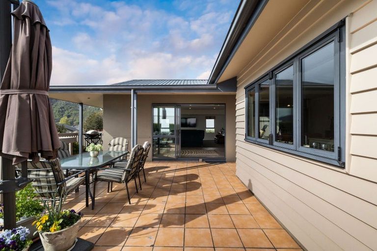 Photo of property in 19 Bracken Street, Arrowtown, 9302