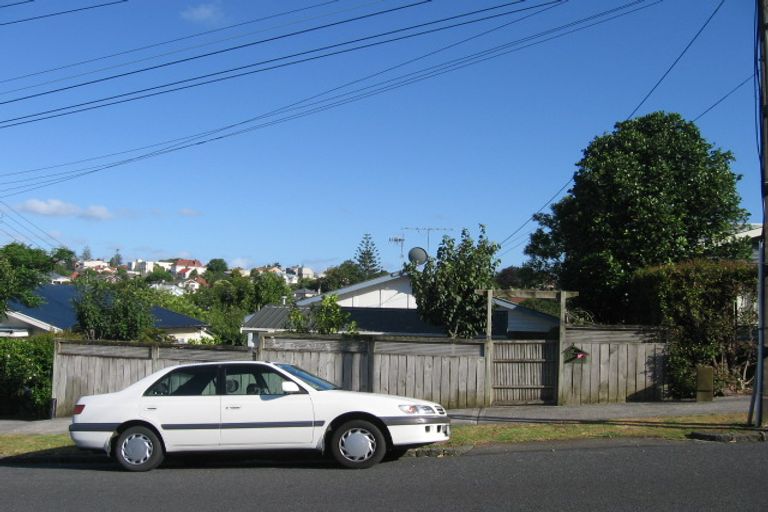 Photo of property in 2/17 Maungarei Road, Remuera, Auckland, 1050