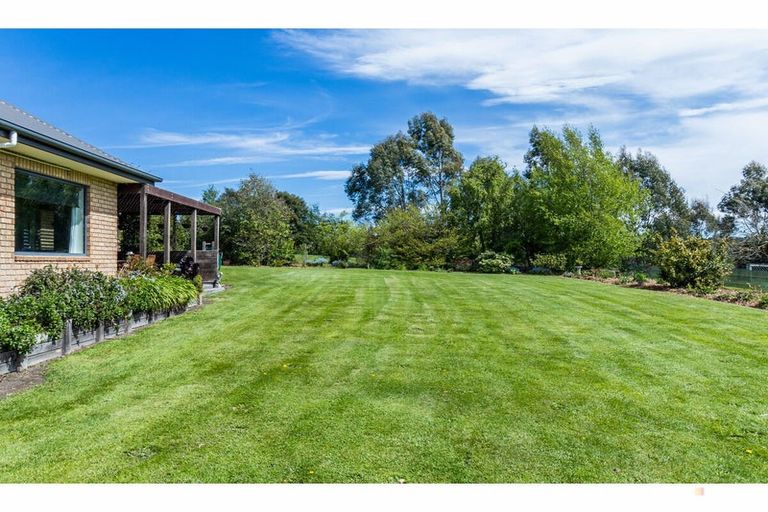 Photo of property in 854 Fairview Road, Claremont, Timaru, 7972