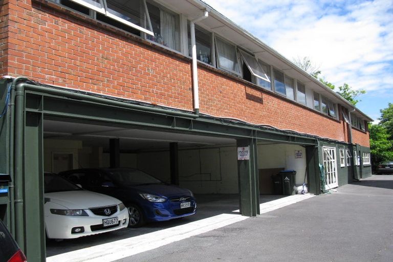 Photo of property in 1/129 Grafton Road, Grafton, Auckland, 1010