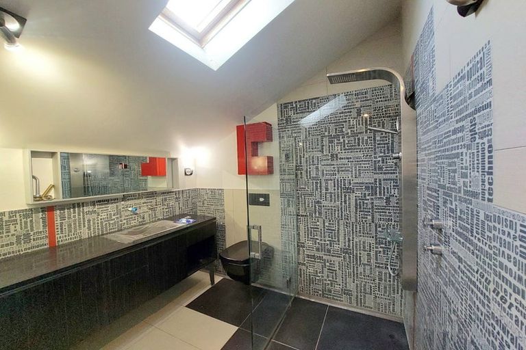 Photo of property in 2/87b Verbena Road, Birkdale, Auckland, 0626