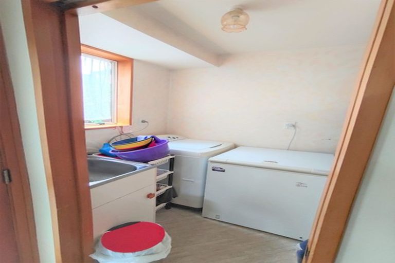 Photo of property in 4 Wittys Road, Avonhead, Christchurch, 8042