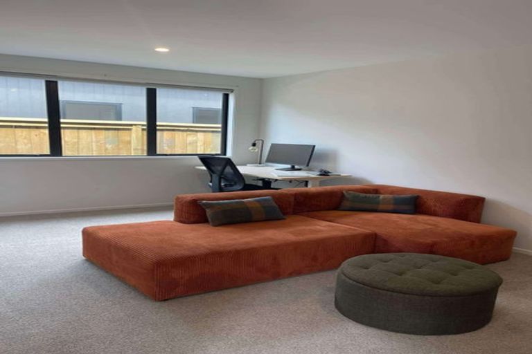 Photo of property in 15 Friesian Close, Jacks Point, 9371