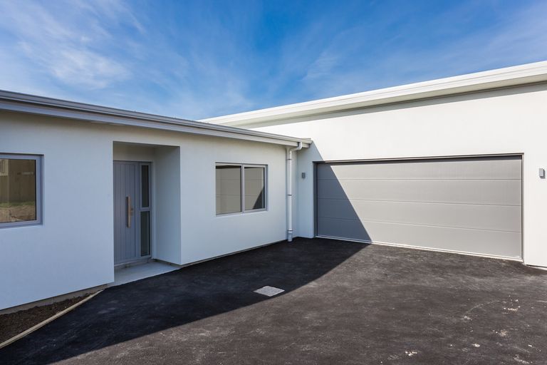 Photo of property in 4 Glendermid Close, Sawyers Bay, Port Chalmers, 9023